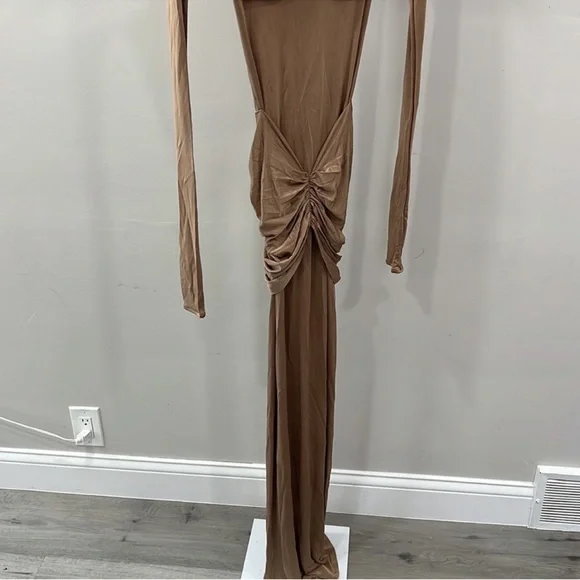 Helsa Josephine Dress - Picture 4 of 9